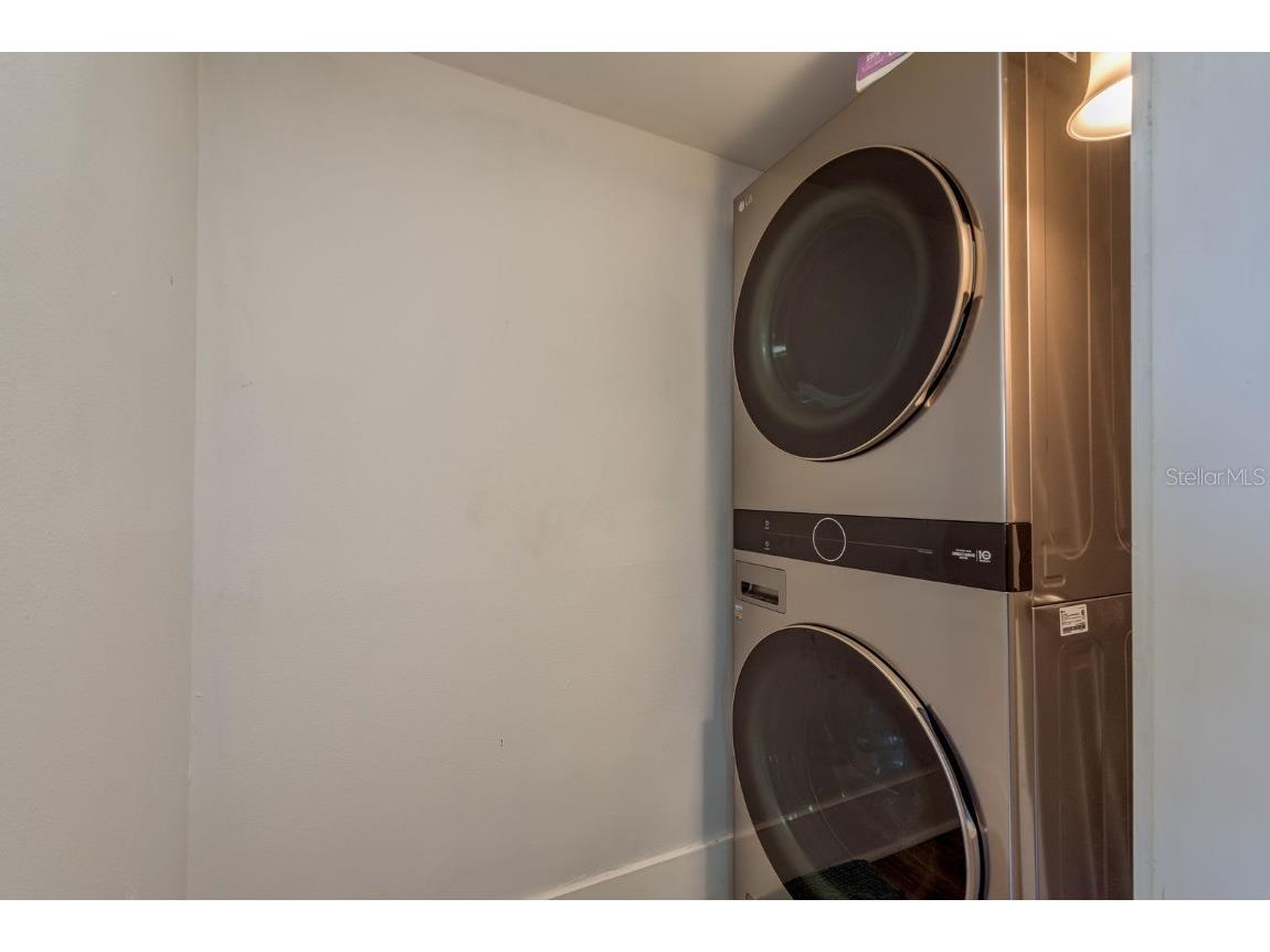 3037 38th Avenue N Saint Petersburg FL 33713 TB8439084 image14