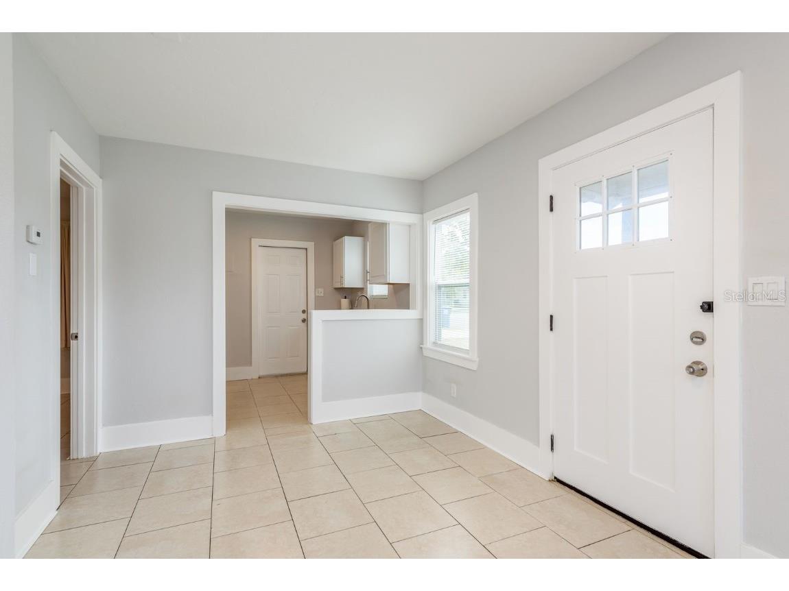 3037 38th Avenue N Saint Petersburg FL 33713 TB8439084 image2