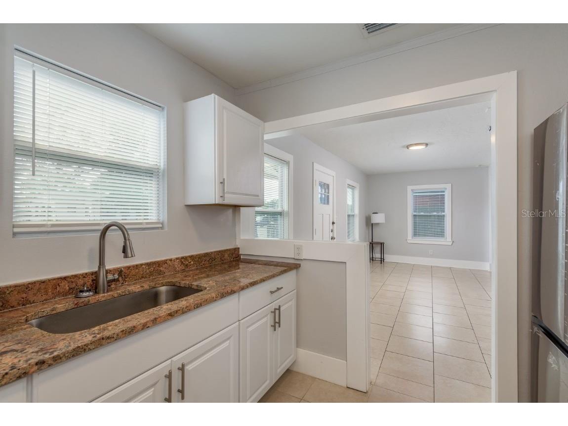 3037 38th Avenue N Saint Petersburg FL 33713 TB8439084 image3