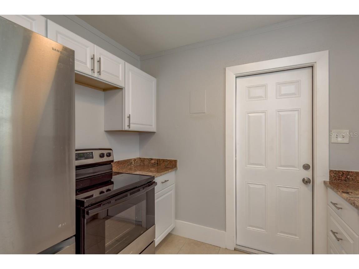 3037 38th Avenue N Saint Petersburg FL 33713 TB8439084 image4