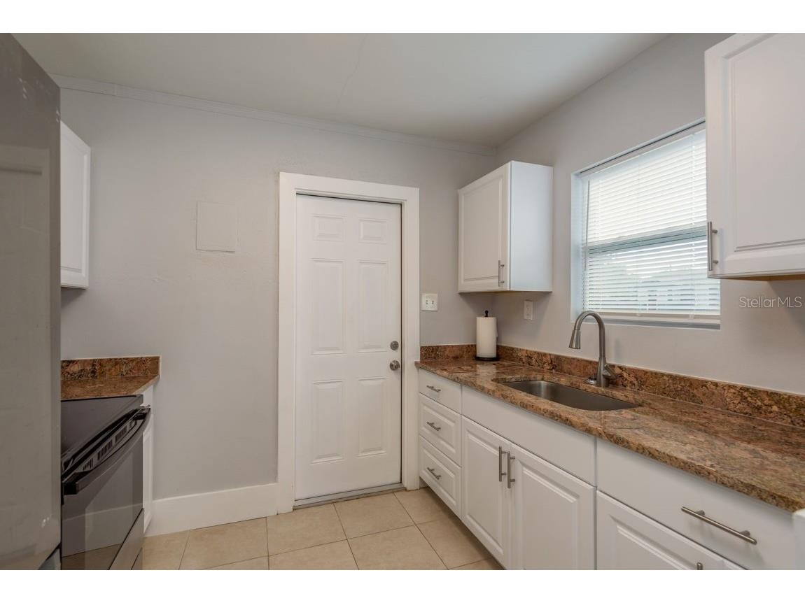 3037 38th Avenue N Saint Petersburg FL 33713 TB8439084 image5