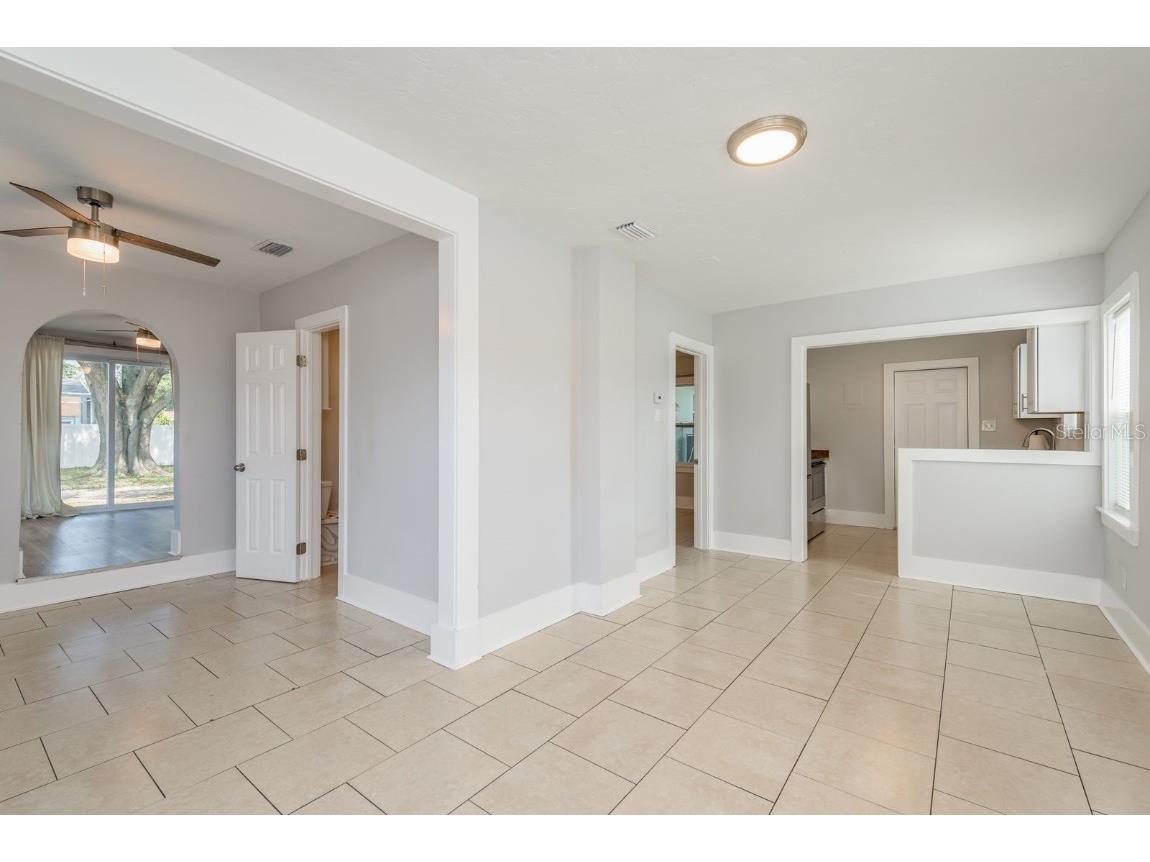 3037 38th Avenue N Saint Petersburg FL 33713 TB8439084 image6