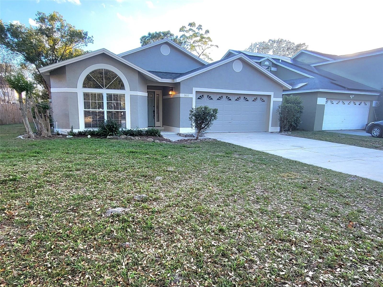 3037 Barrymore Court Orlando FL 32835 O6372199 image1