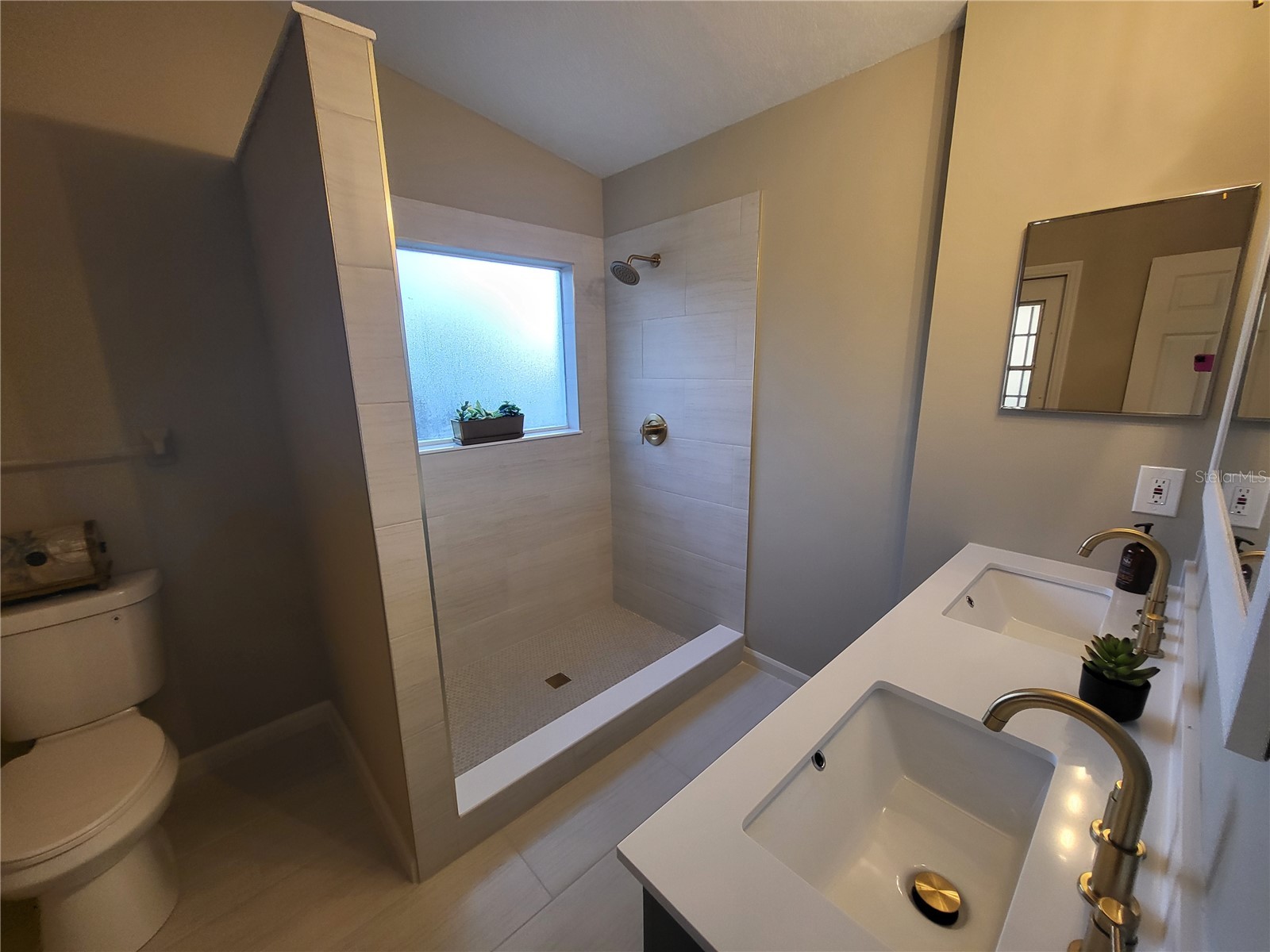 3037 Barrymore Court Orlando FL 32835 O6372199 image16