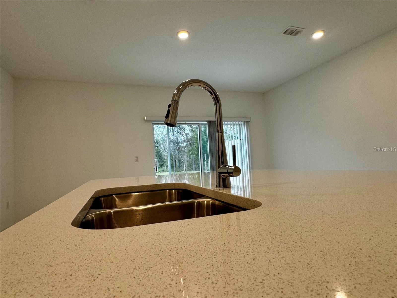 3037 Canary Avenue Davenport FL 33837 O6411954 image8
