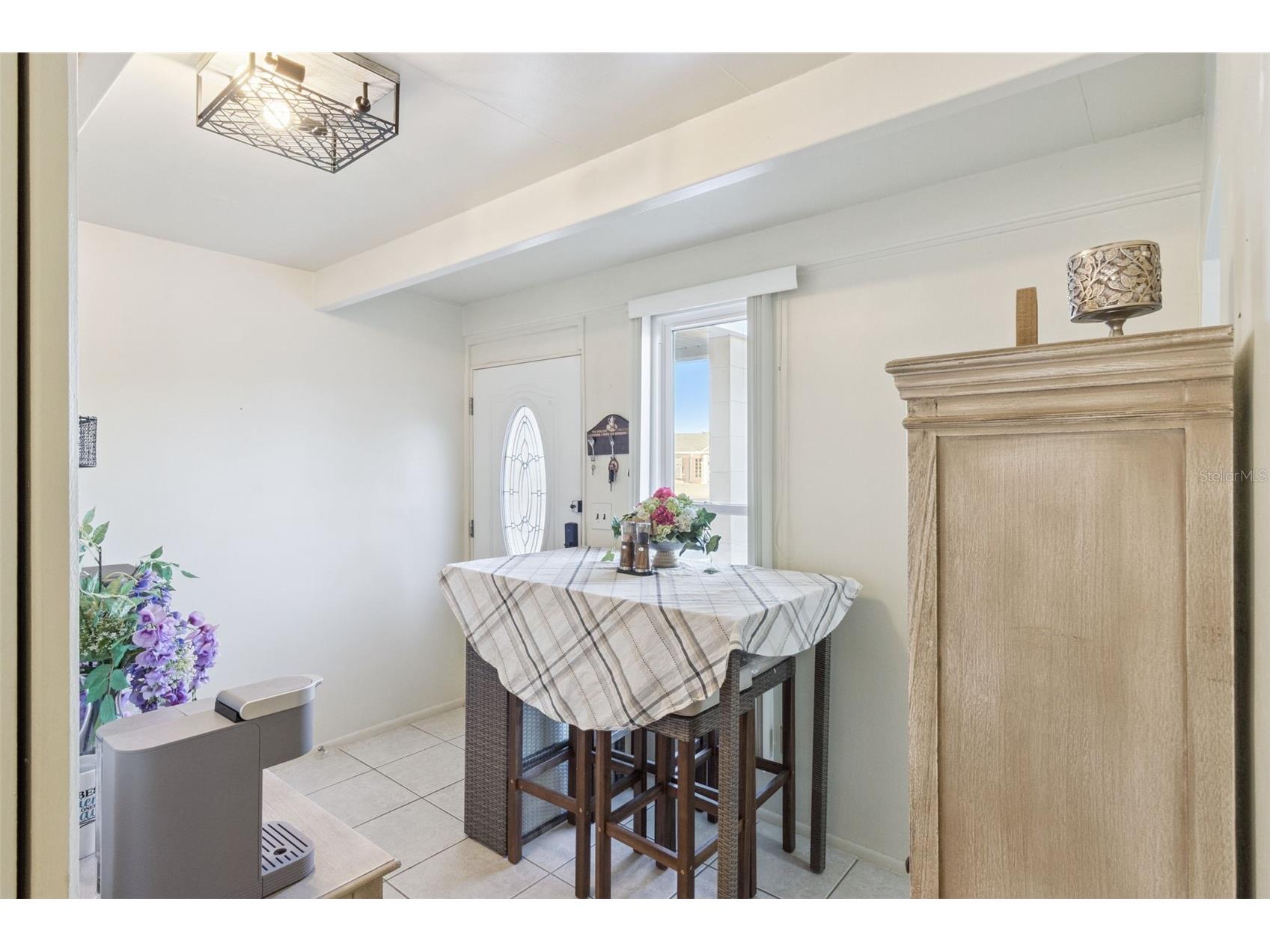 3037 Club Cir Lakeshore FL 33854 O6379768 image4