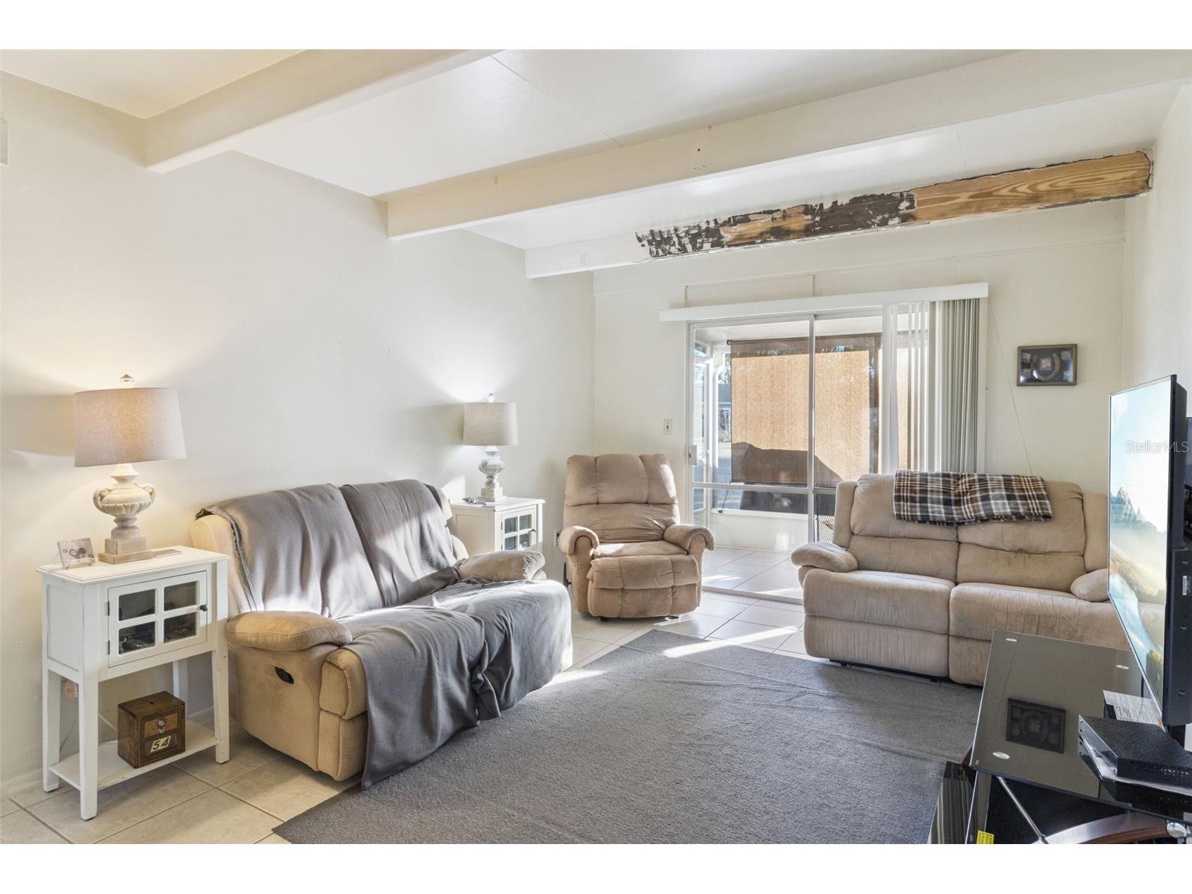 3037 Club Cir Lakeshore FL 33854 O6379768 image8