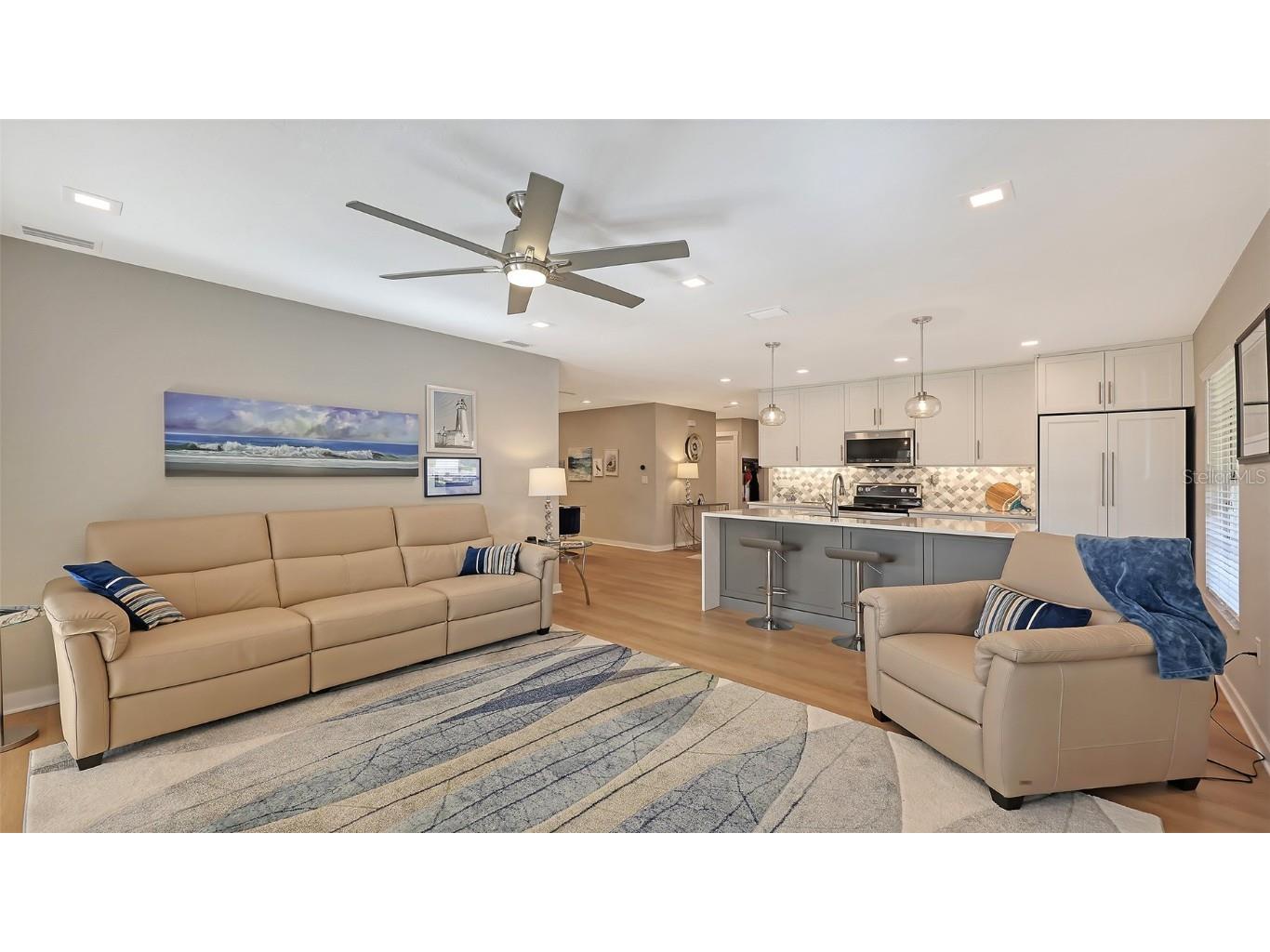 3038 Ringwood Meadow #20 Sarasota FL 34235 A4673638 image7