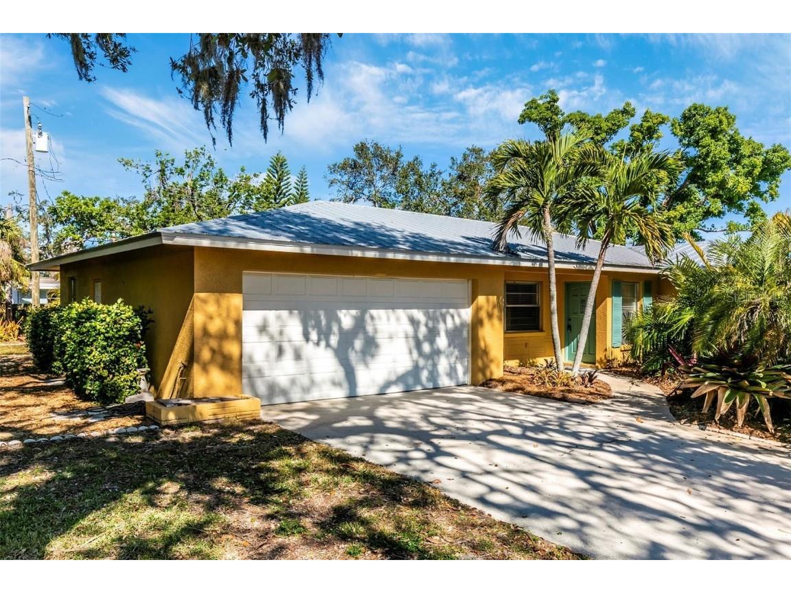 3039 Chase Circle Sarasota FL 34231 - GULF OF AMERICA & SIESTA KEY A4669035 image2