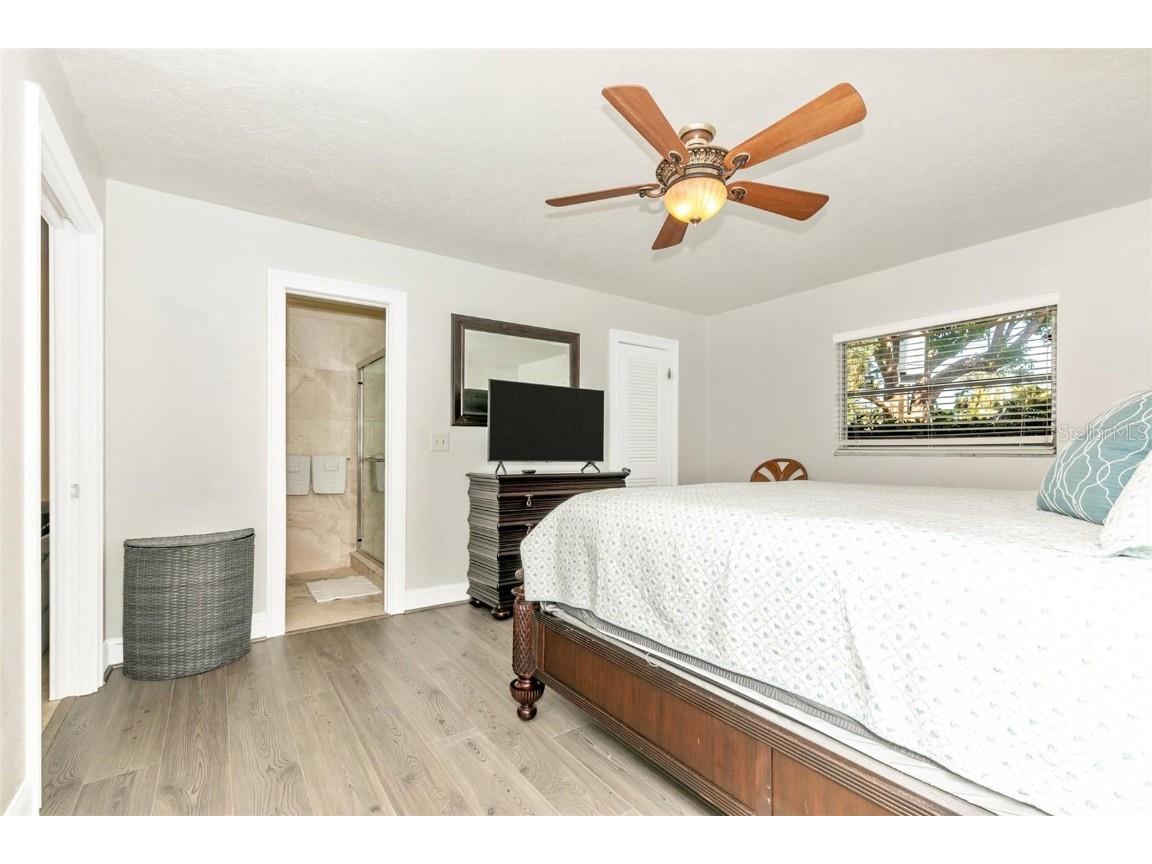 3039 Chase Circle Sarasota FL 34231 - GULF OF AMERICA & SIESTA KEY A4669035 image31