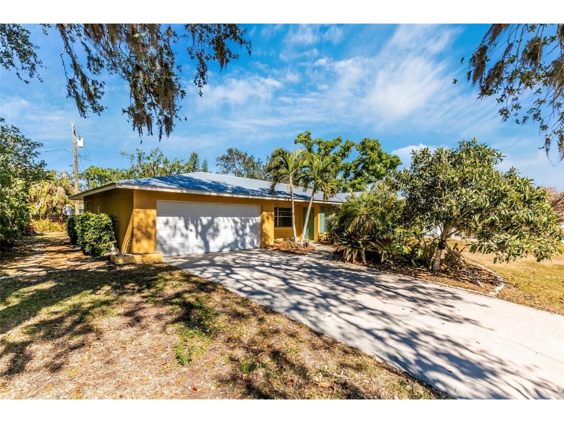 3039 Chase Circle Sarasota FL 34231 - GULF OF AMERICA & SIESTA KEY A4669035 image42