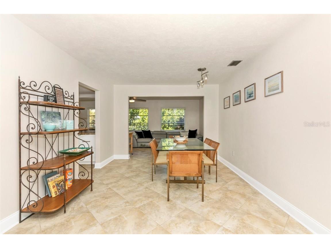 3039 Chase Circle Sarasota FL 34231 - GULF OF AMERICA & SIESTA KEY A4669035 image8