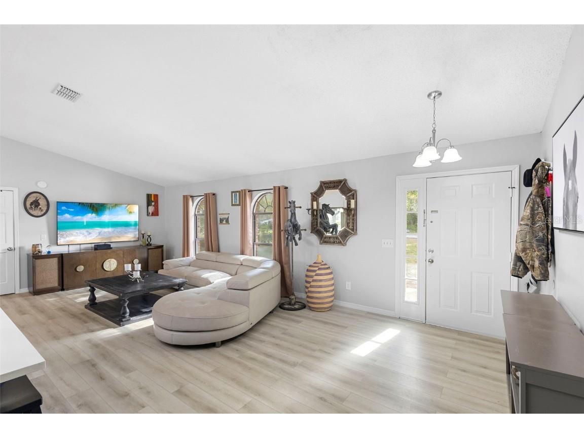 3039 Etta Circle Deltona FL 32738 - LAKE CATHERINE V4946385 image20