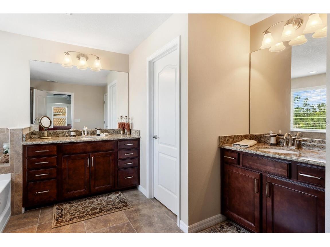 3039 Oriole Drive Sarasota FL 34243 A4658139 image17