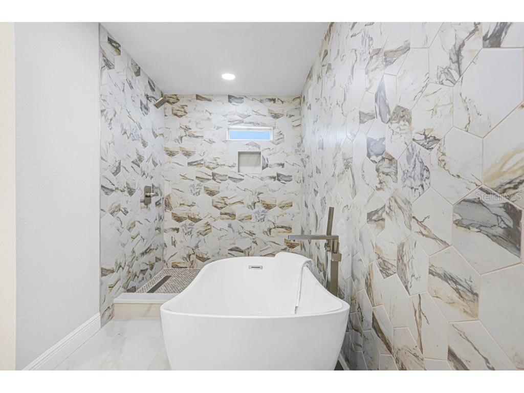 3039 Sandpiper Court Clearwater FL 33762 TB8466685 image19
