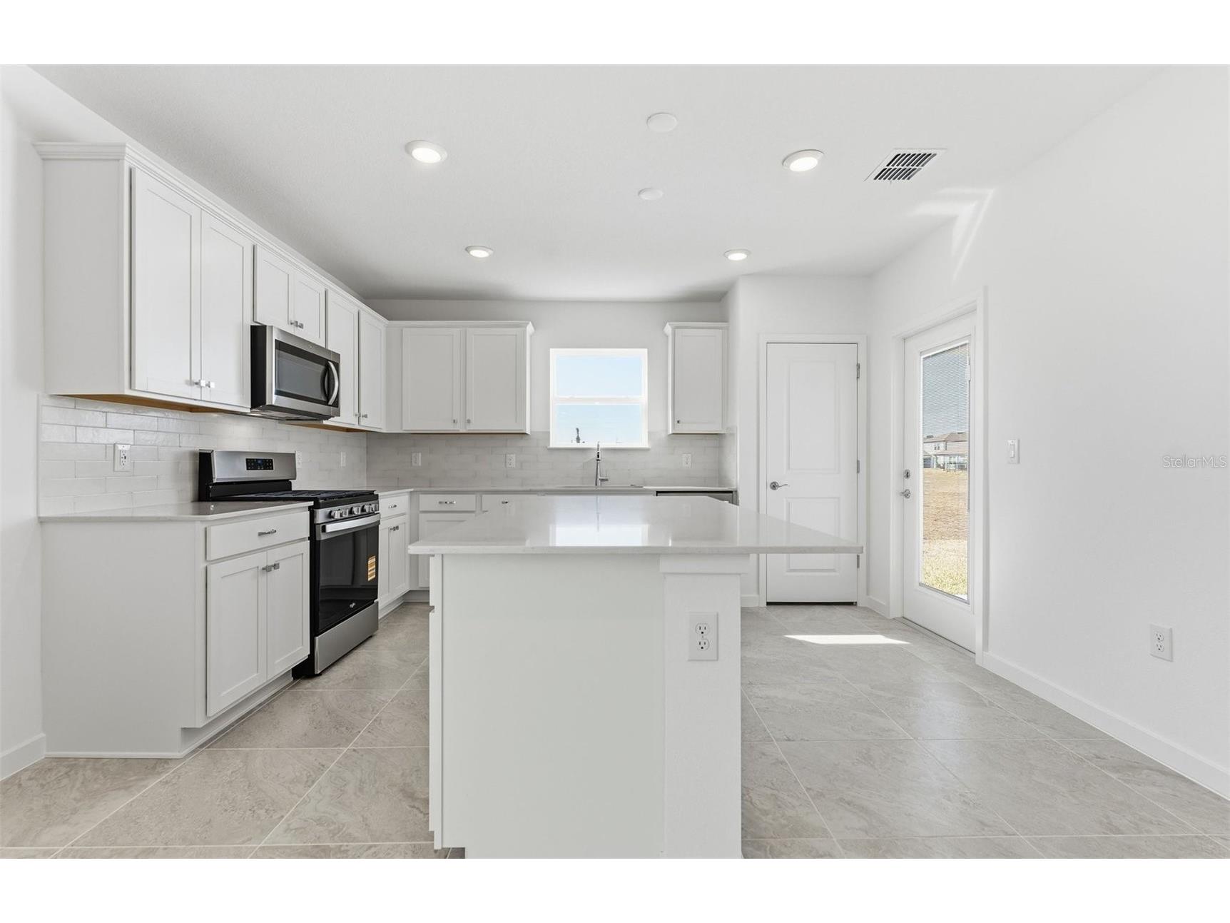 3039 Windswept Way Wildwood FL 34785 TB8454107 image4