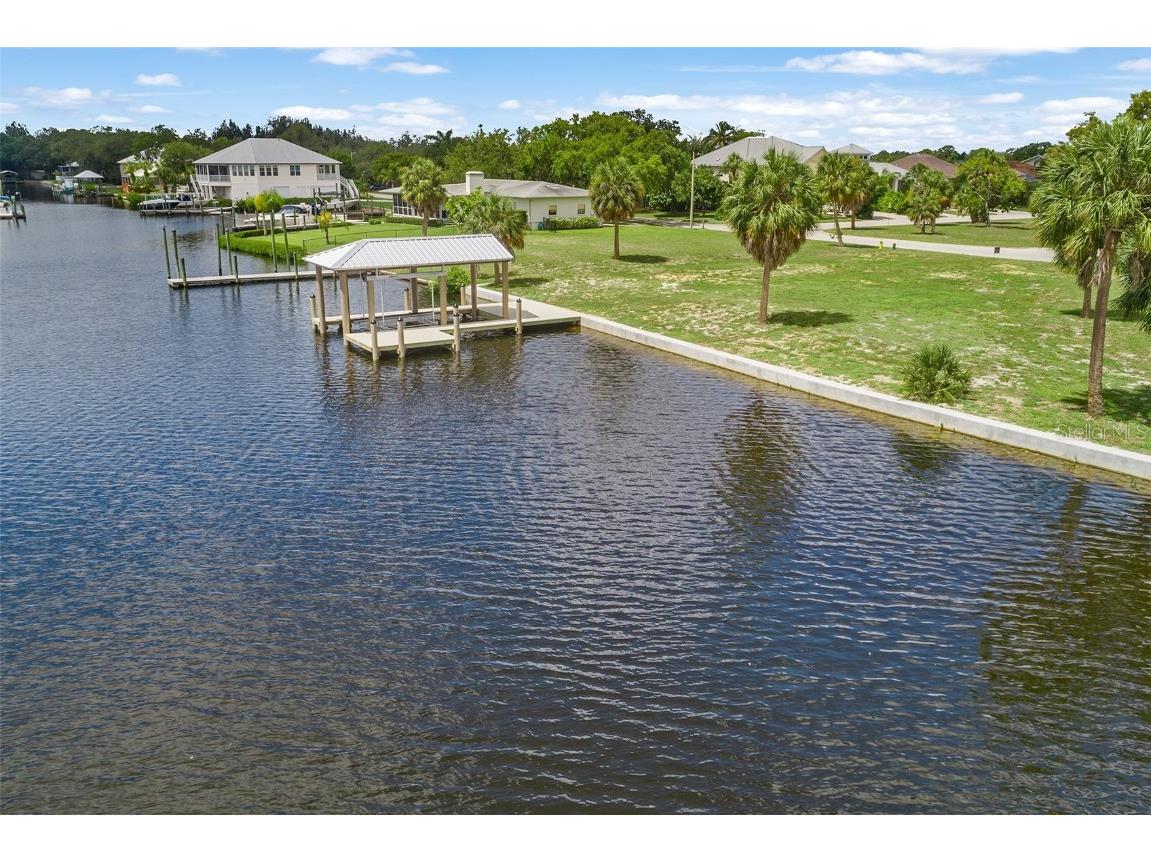 304 14th Street SW Ruskin FL 33570 P4930822 image4