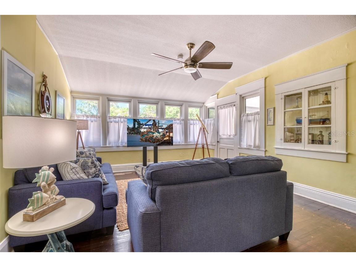 304 15th Street W Bradenton FL 34205 A4668522 image18