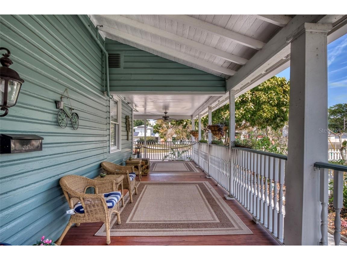 304 15th Street W Bradenton FL 34205 A4668522 image8