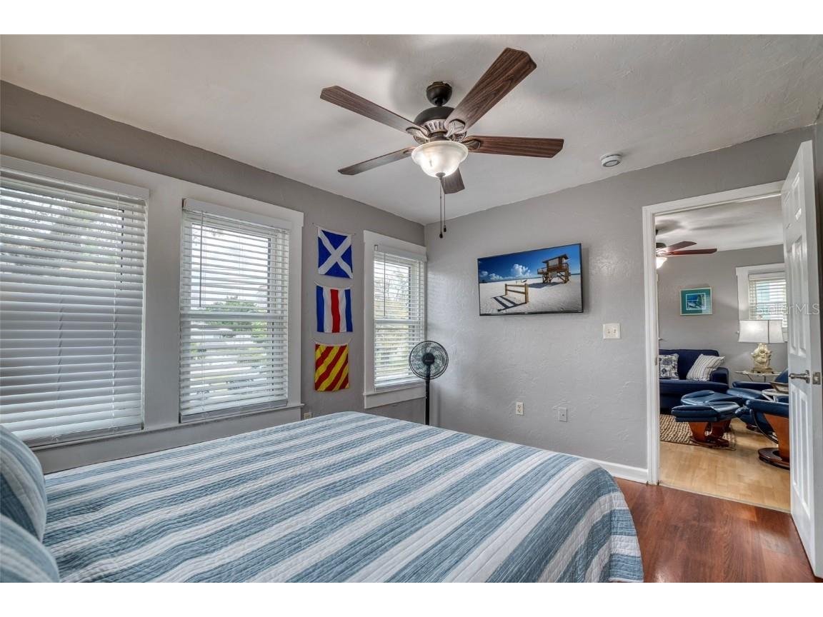 304 15th Street W Bradenton FL 34205 A4671828 image33