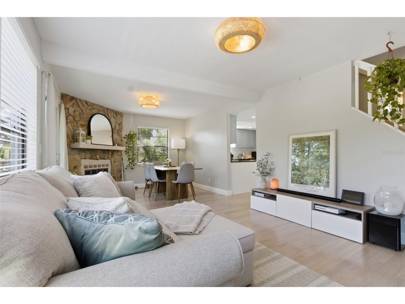 304 16th Avenue N Saint Petersburg FL 33704 TB8515389 image6