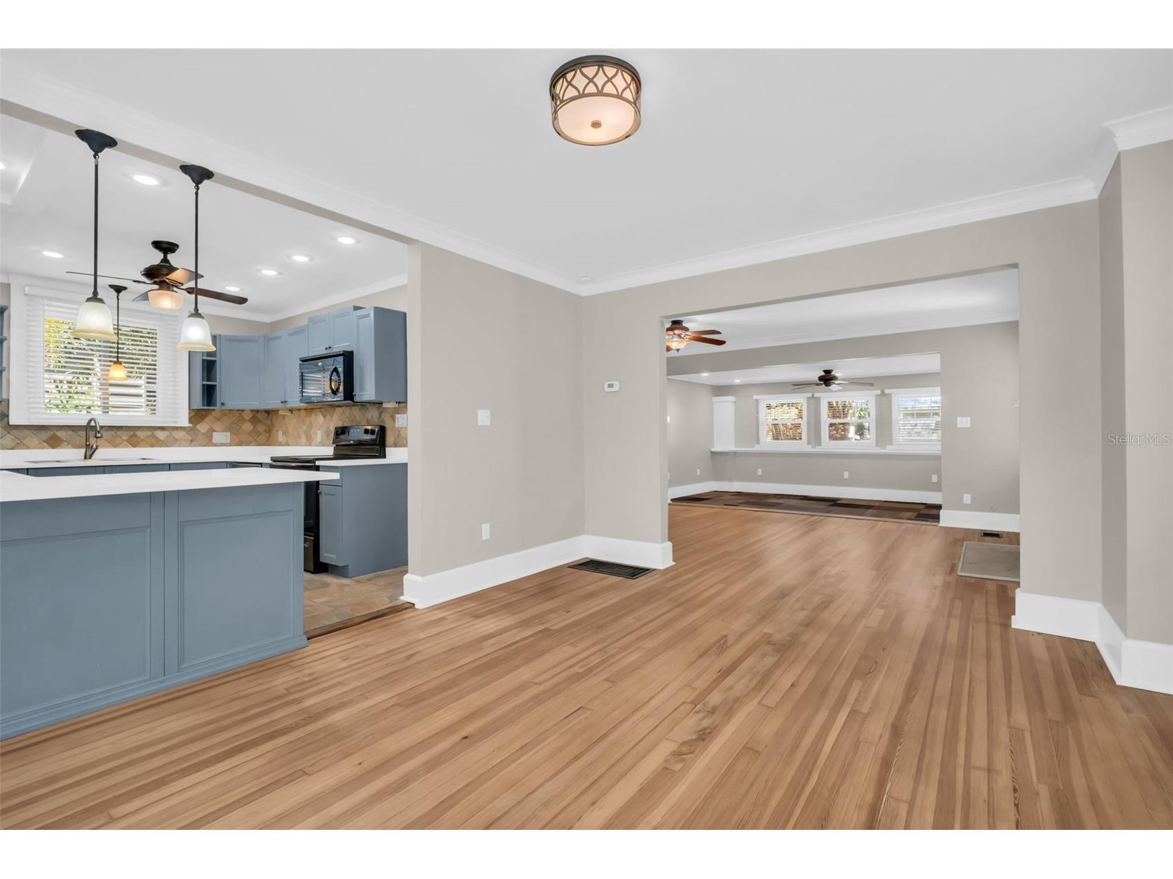 304 21st Avenue N Saint Petersburg FL 33704 TB8420047 image19