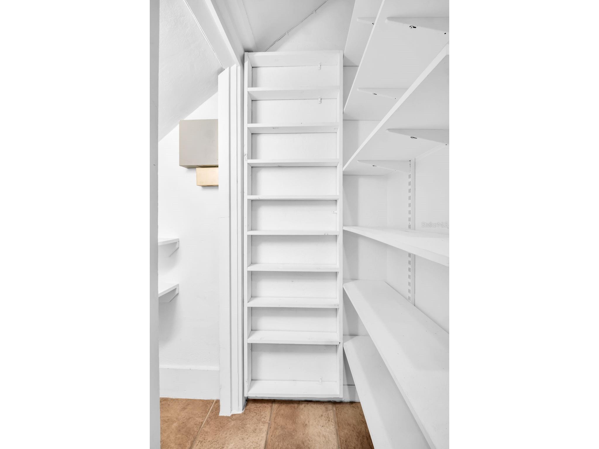 304 21st Avenue N Saint Petersburg FL 33704 TB8420047 image21