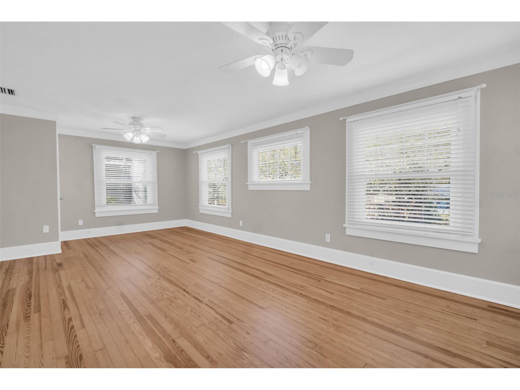 304 21st Avenue N Saint Petersburg FL 33704 TB8420047 image41