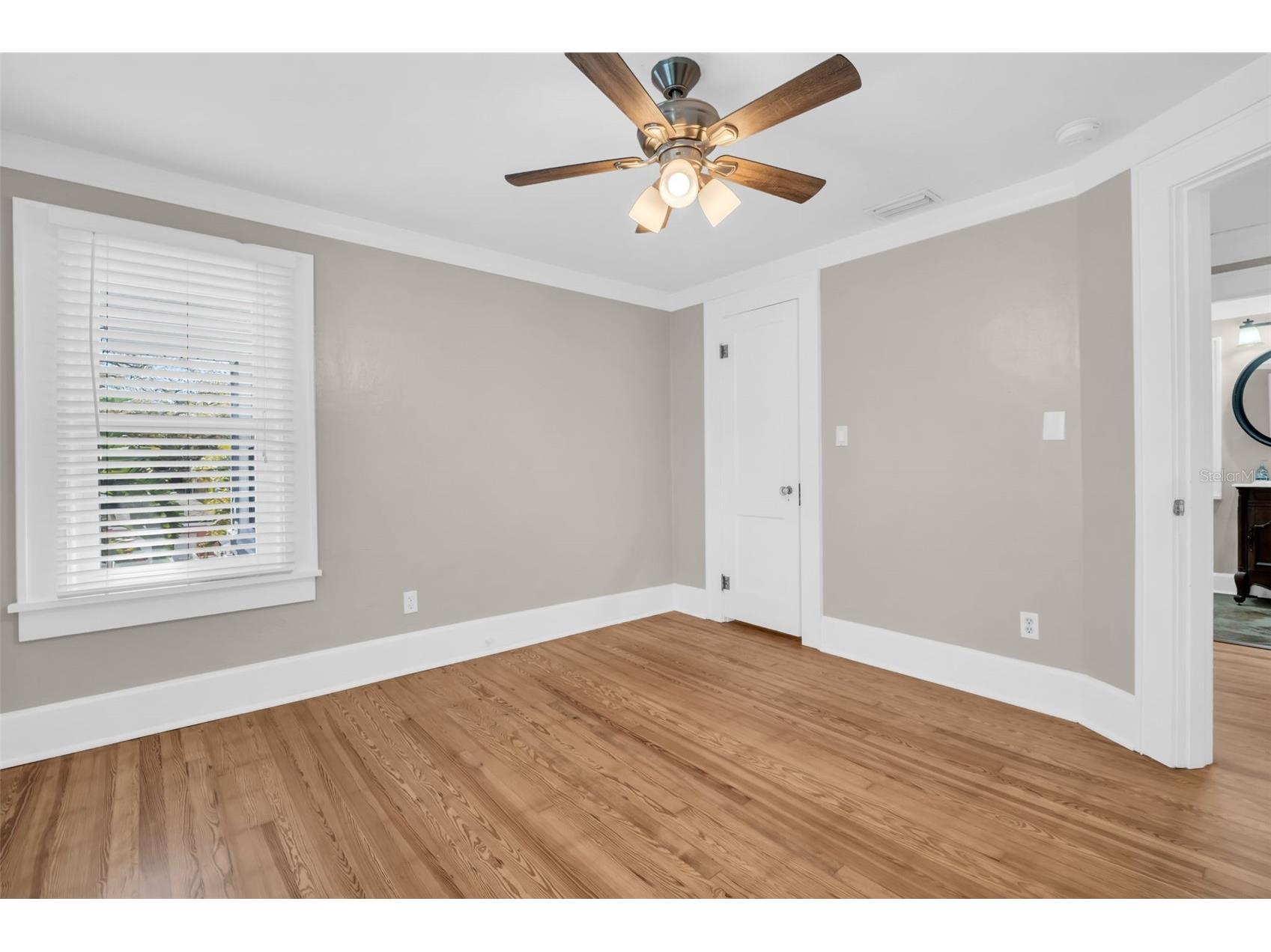 304 21st Avenue N Saint Petersburg FL 33704 TB8420047 image46