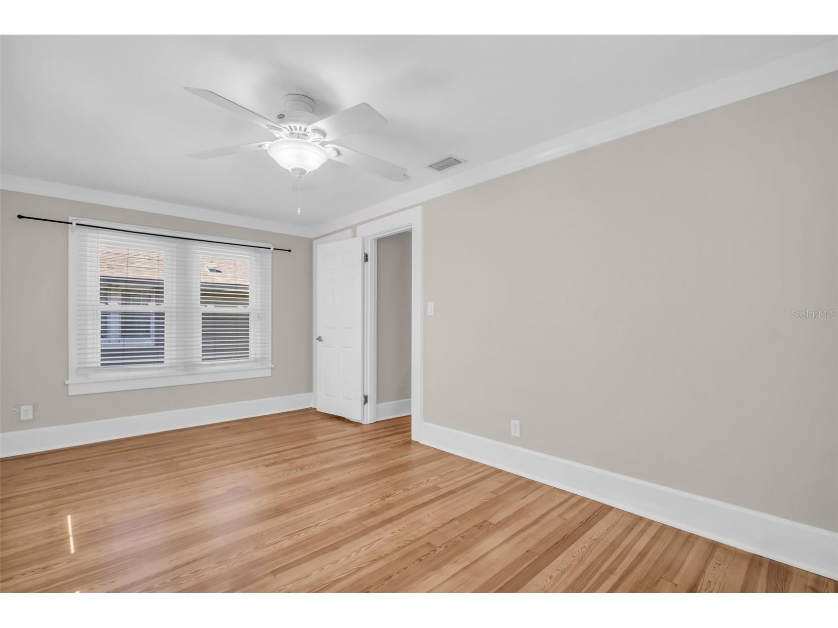 304 21st Avenue N Saint Petersburg FL 33704 TB8420047 image53