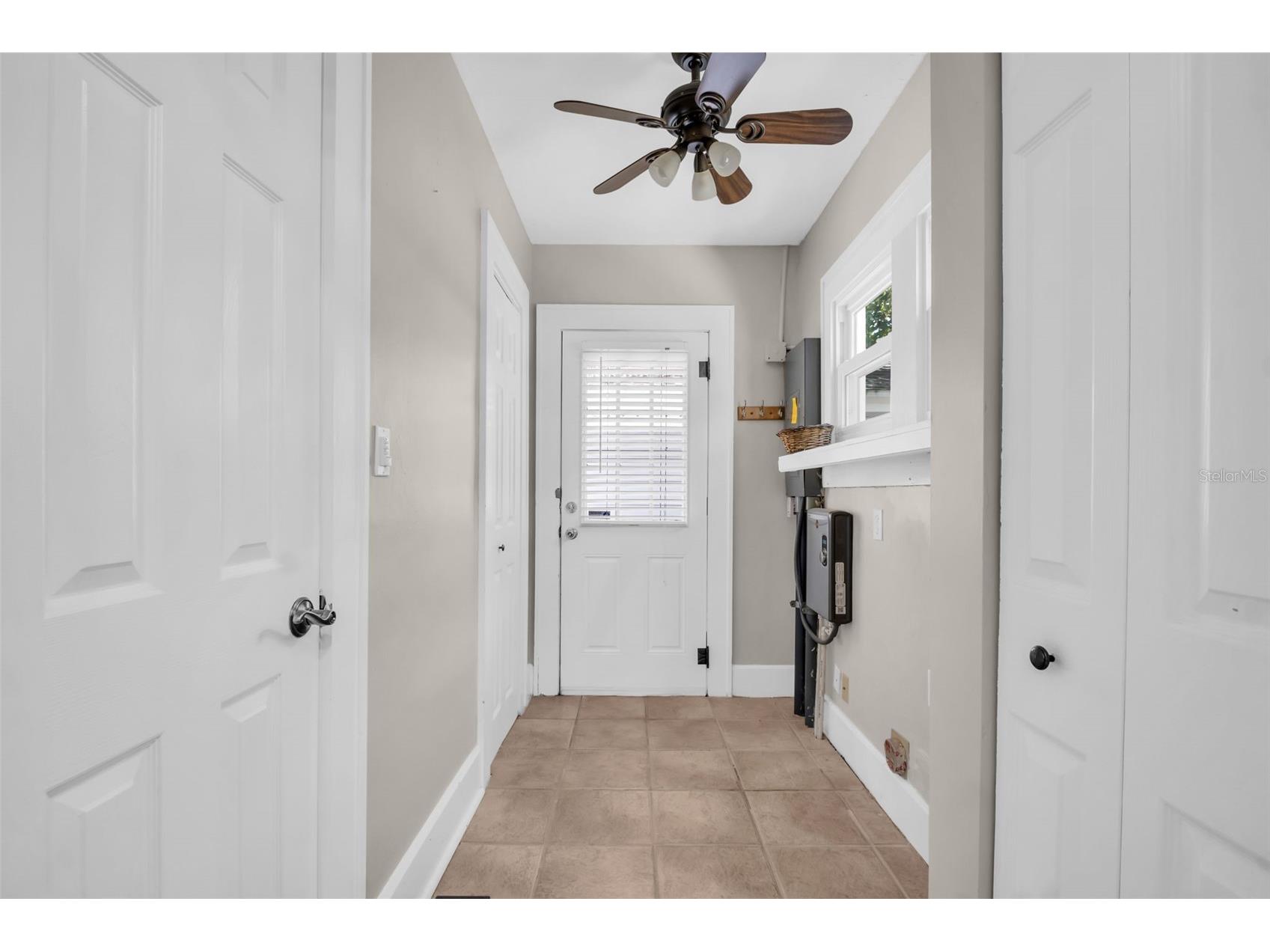 304 21st Avenue N Saint Petersburg FL 33704 TB8420047 image57