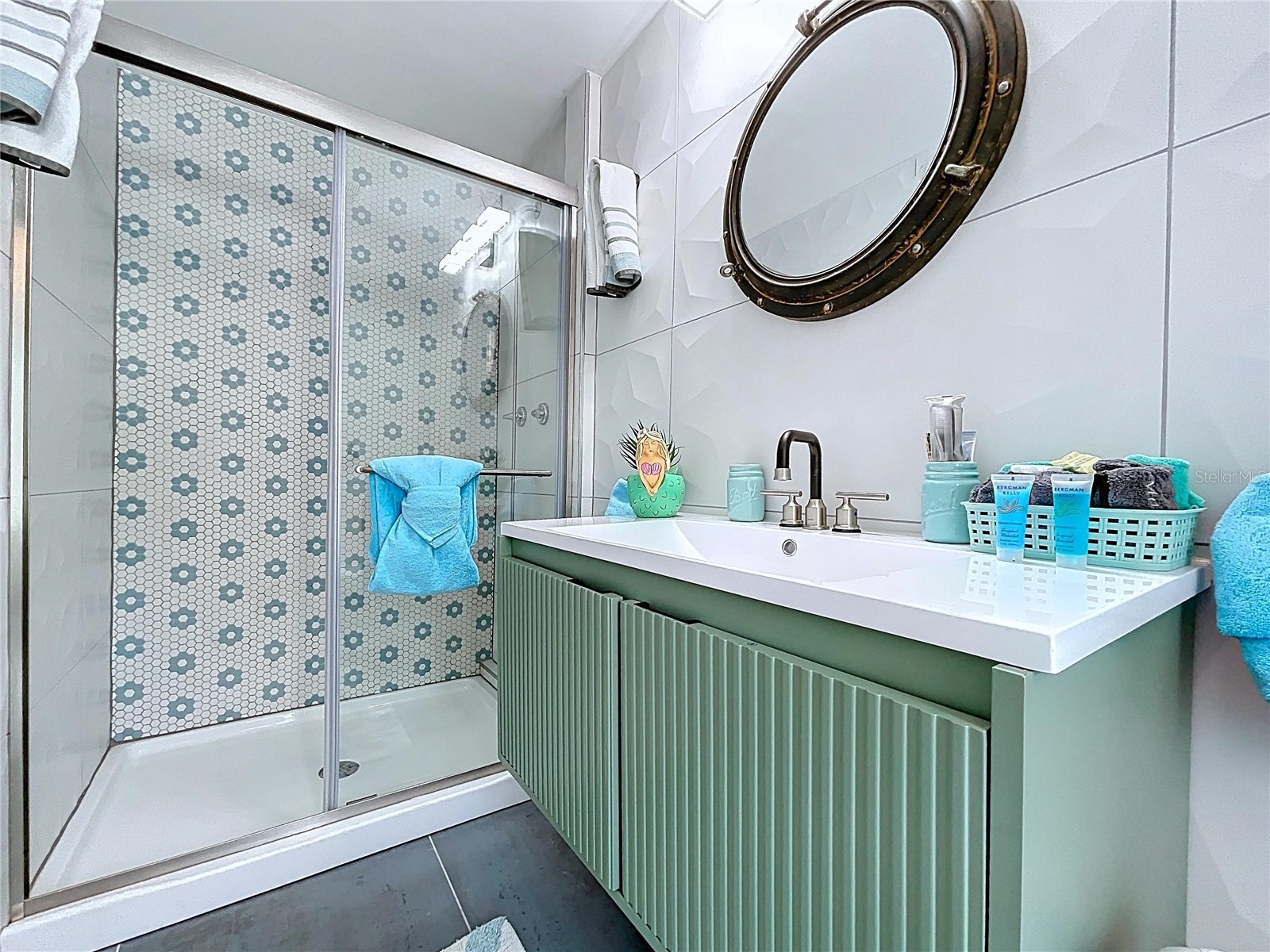 304 29th Street #A Holmes Beach FL 34217 A4679989 image29