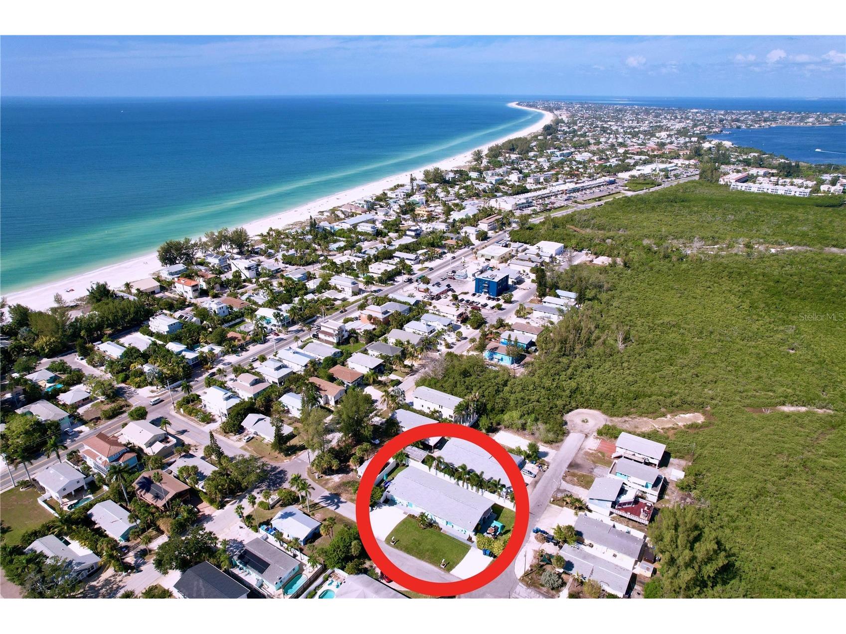 304 29th Street #A Holmes Beach FL 34217 A4679989 image5