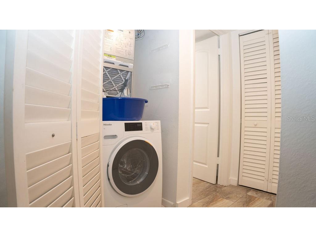 304 46th Avenue Terrace W #216 Bradenton FL 34207 A4674706 image14