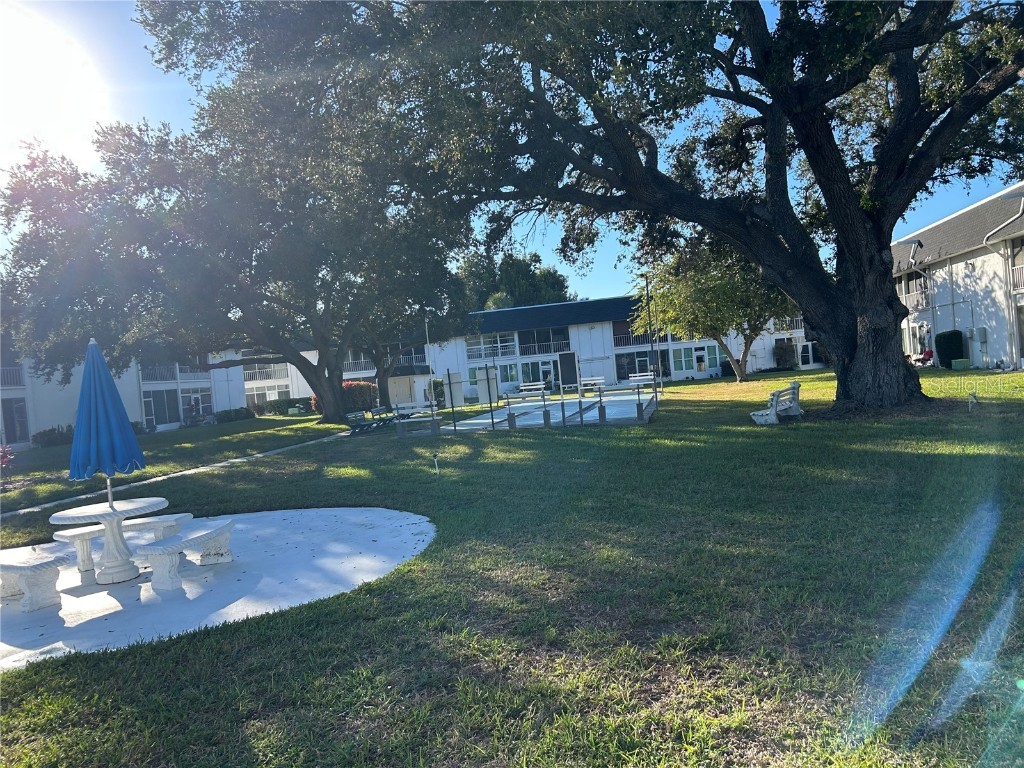 304 46th Avenue Terrace W #216 Bradenton FL 34207 A4674706 image22