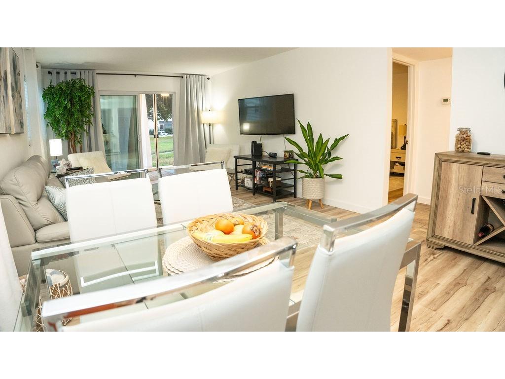 304 46th Avenue Terrace W #216 Bradenton FL 34207 A4674706 image5