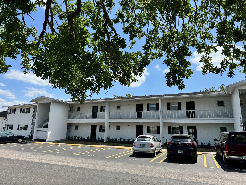 304 46th Avenue Terrace W #218 Bradenton FL 34207 TB8313355 image1