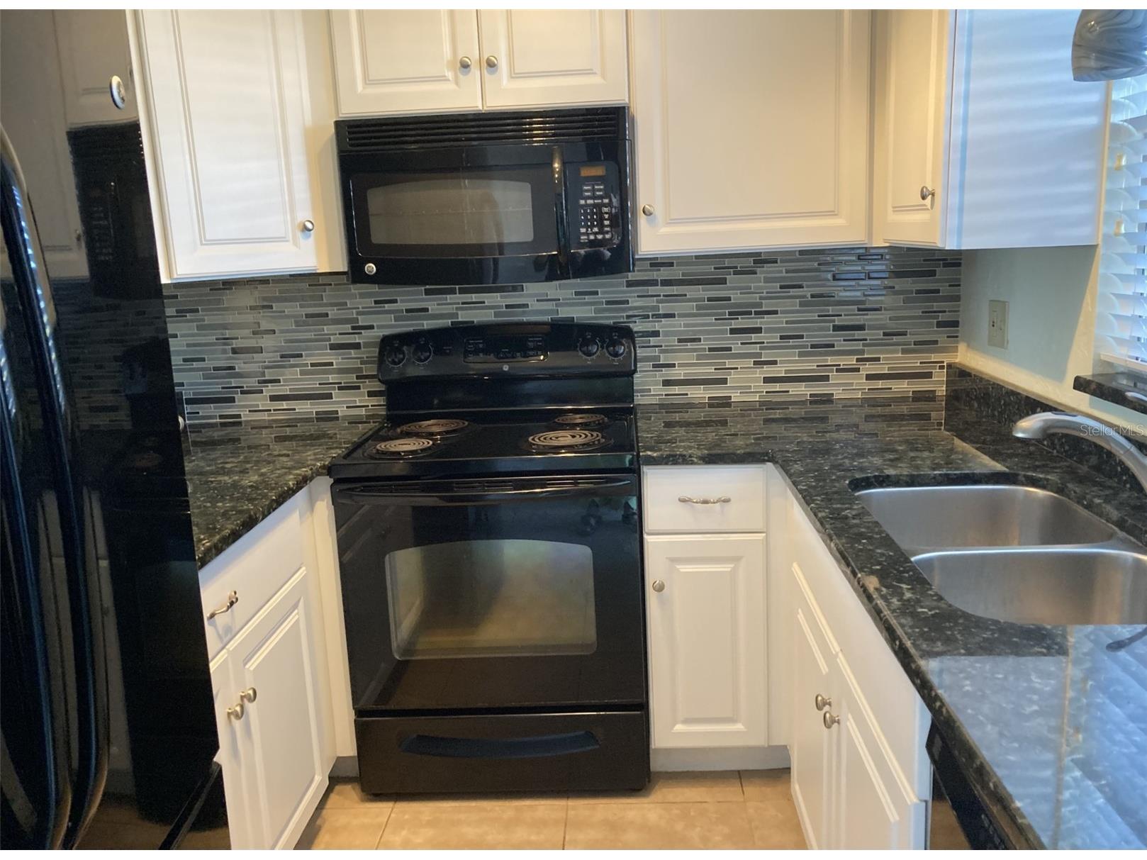 304 47th Avenue Drive W #112 Bradenton FL 34207 A4678459 image6