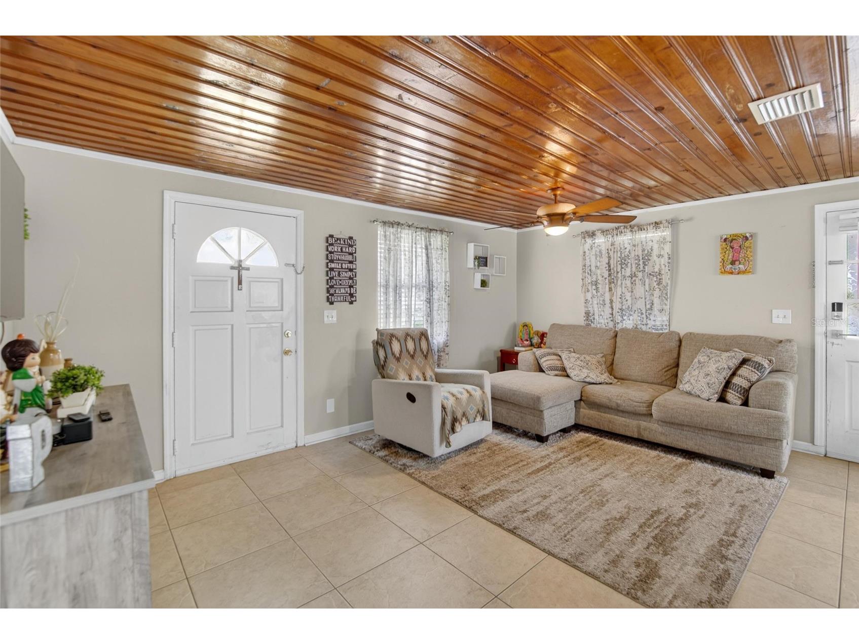 304 4th Avenue NW Ruskin FL 33570 TB8513357 image11