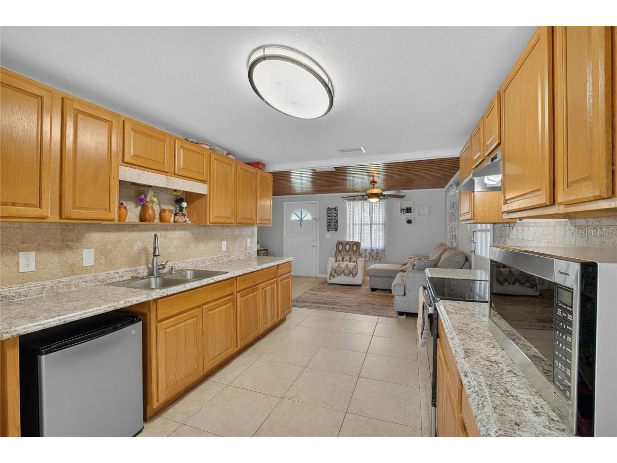 304 4th Avenue NW Ruskin FL 33570 TB8513357 image16