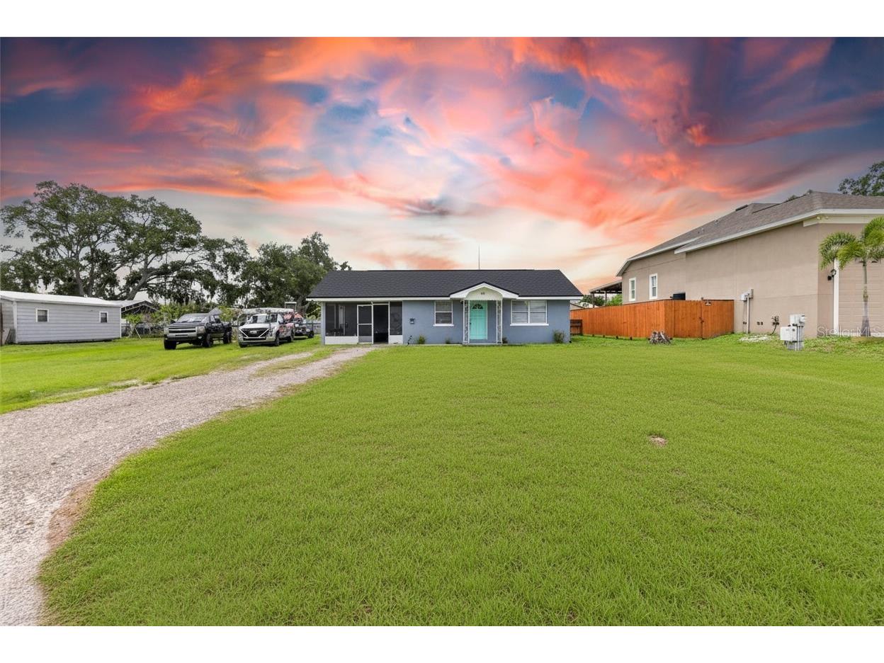 304 4th Avenue NW Ruskin FL 33570 TB8513357 image3