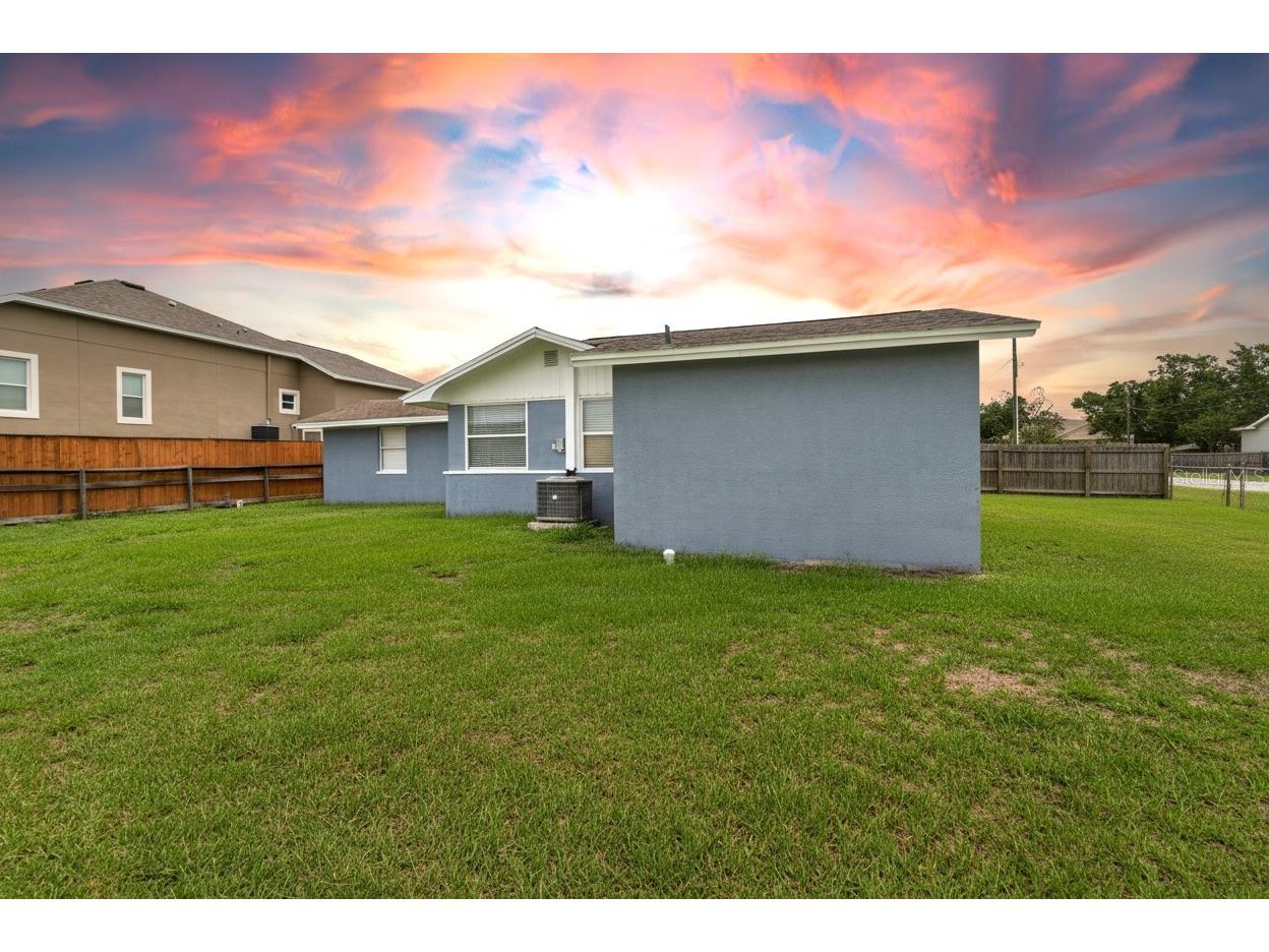304 4th Avenue NW Ruskin FL 33570 TB8513357 image33