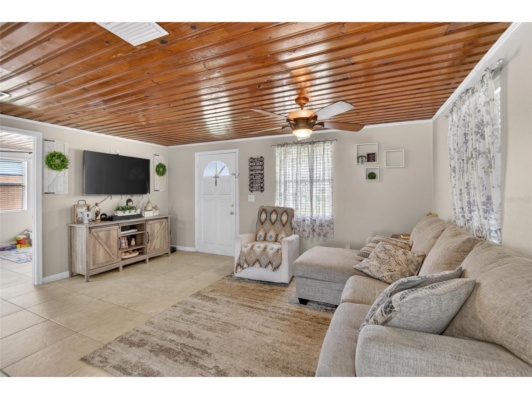 304 4th Avenue NW Ruskin FL 33570 TB8513357 image9