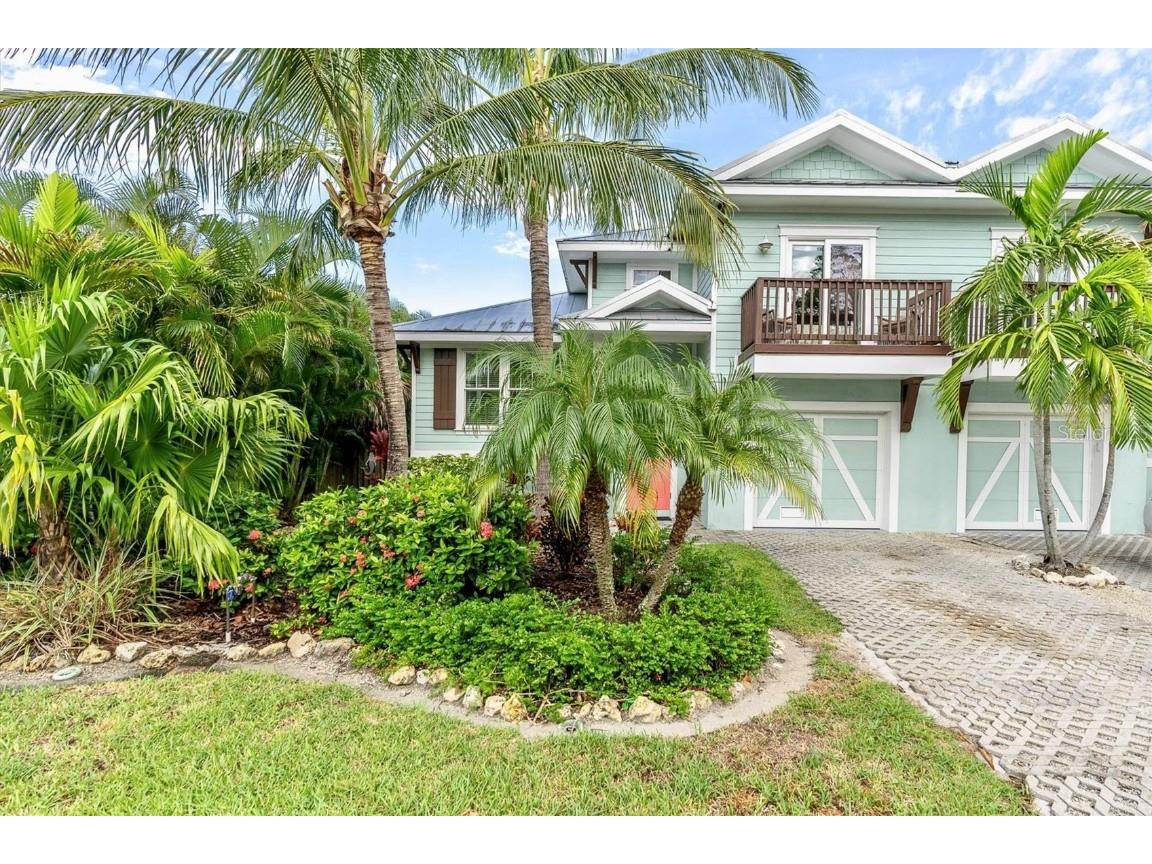 304 60th Street #A Holmes Beach FL 34217 A4608045 image1
