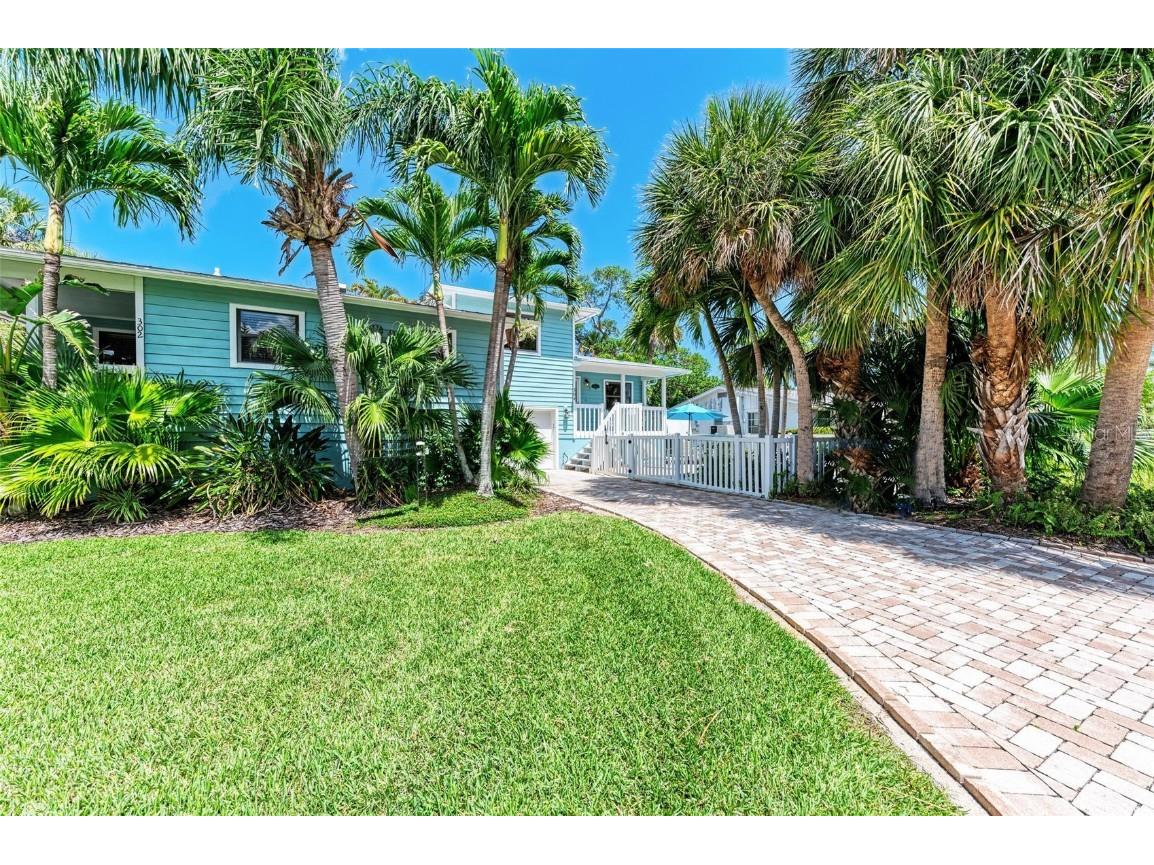 304 74th Street #B Holmes Beach FL 34217 A4659641 image1