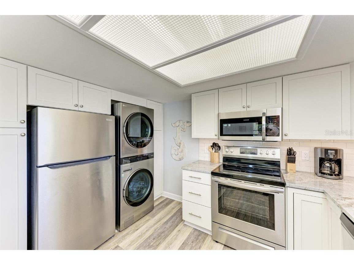 304 74th Street #B Holmes Beach FL 34217 A4659641 image13