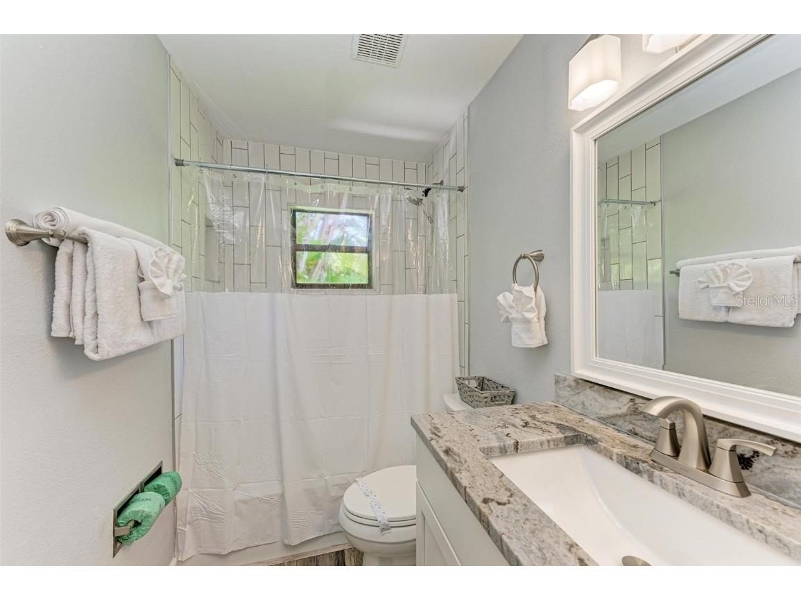 304 74th Street #B Holmes Beach FL 34217 A4659641 image17