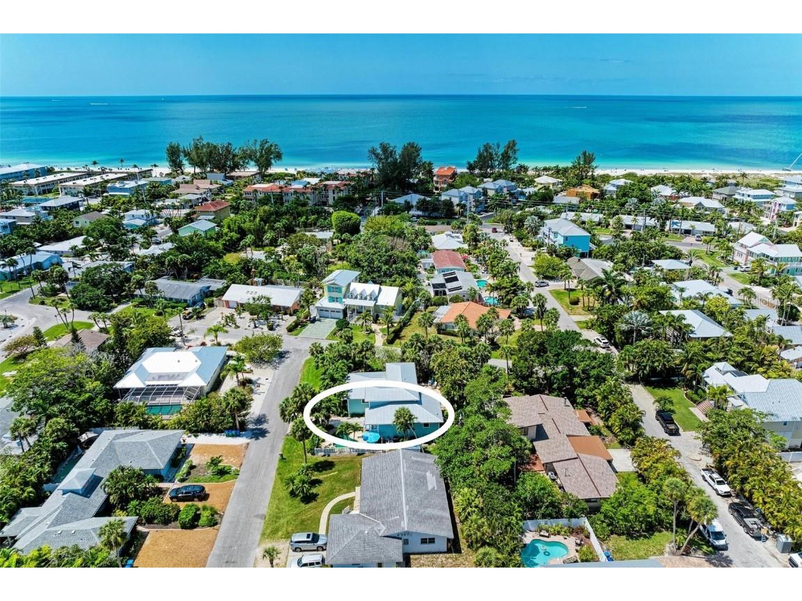 304 74th Street #B Holmes Beach FL 34217 A4659641 image2