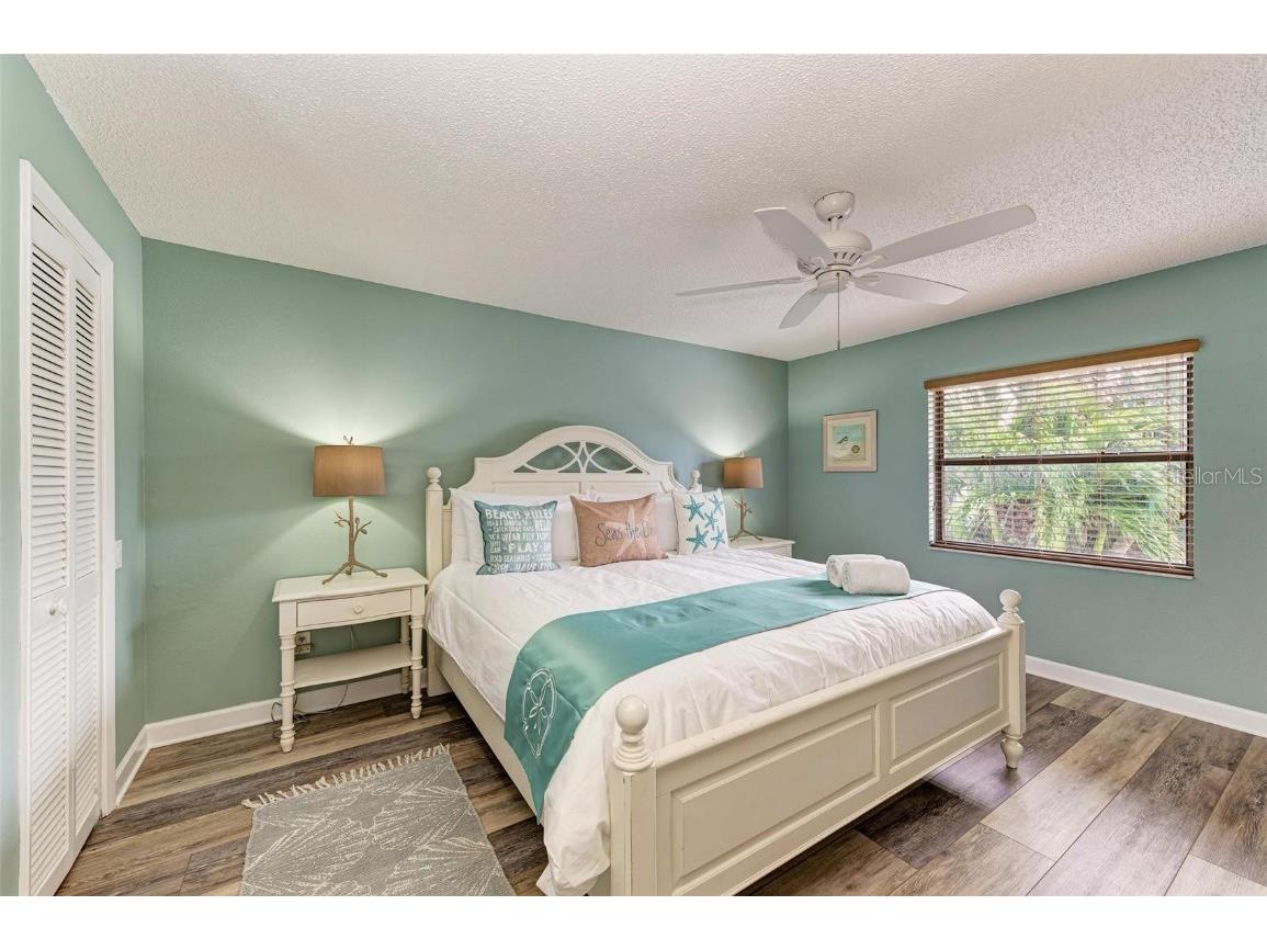 304 74th Street #B Holmes Beach FL 34217 A4659641 image20