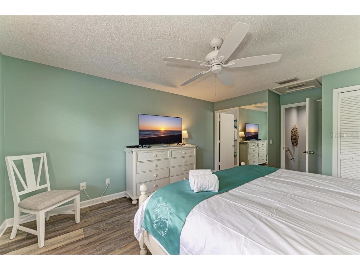 304 74th Street #B Holmes Beach FL 34217 A4659641 image21